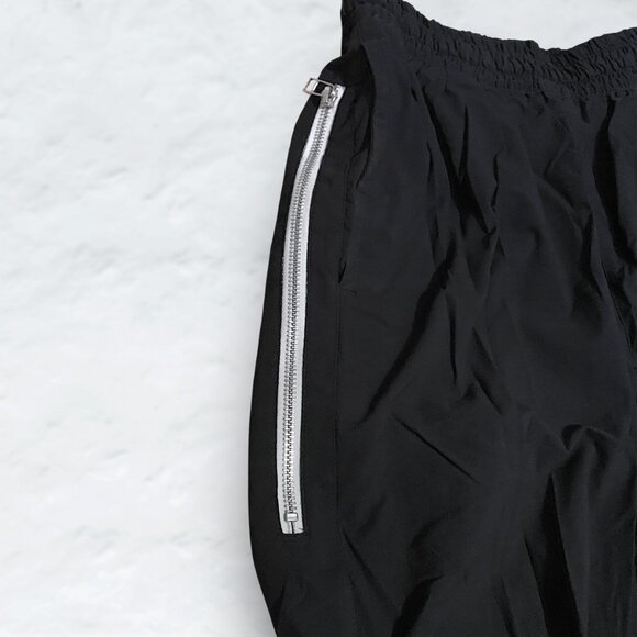 Nike Men's Unlined Woven Utility Pants - Picture 2 of 4